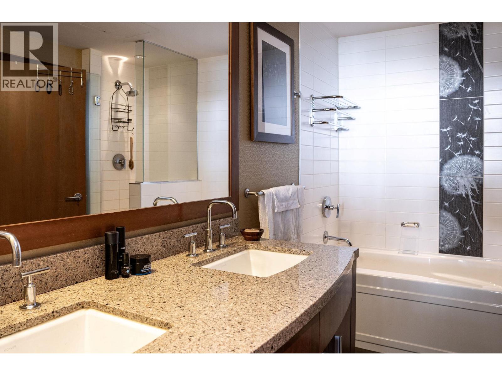 2950 Camozzi Road Unit# 1317, Revelstoke