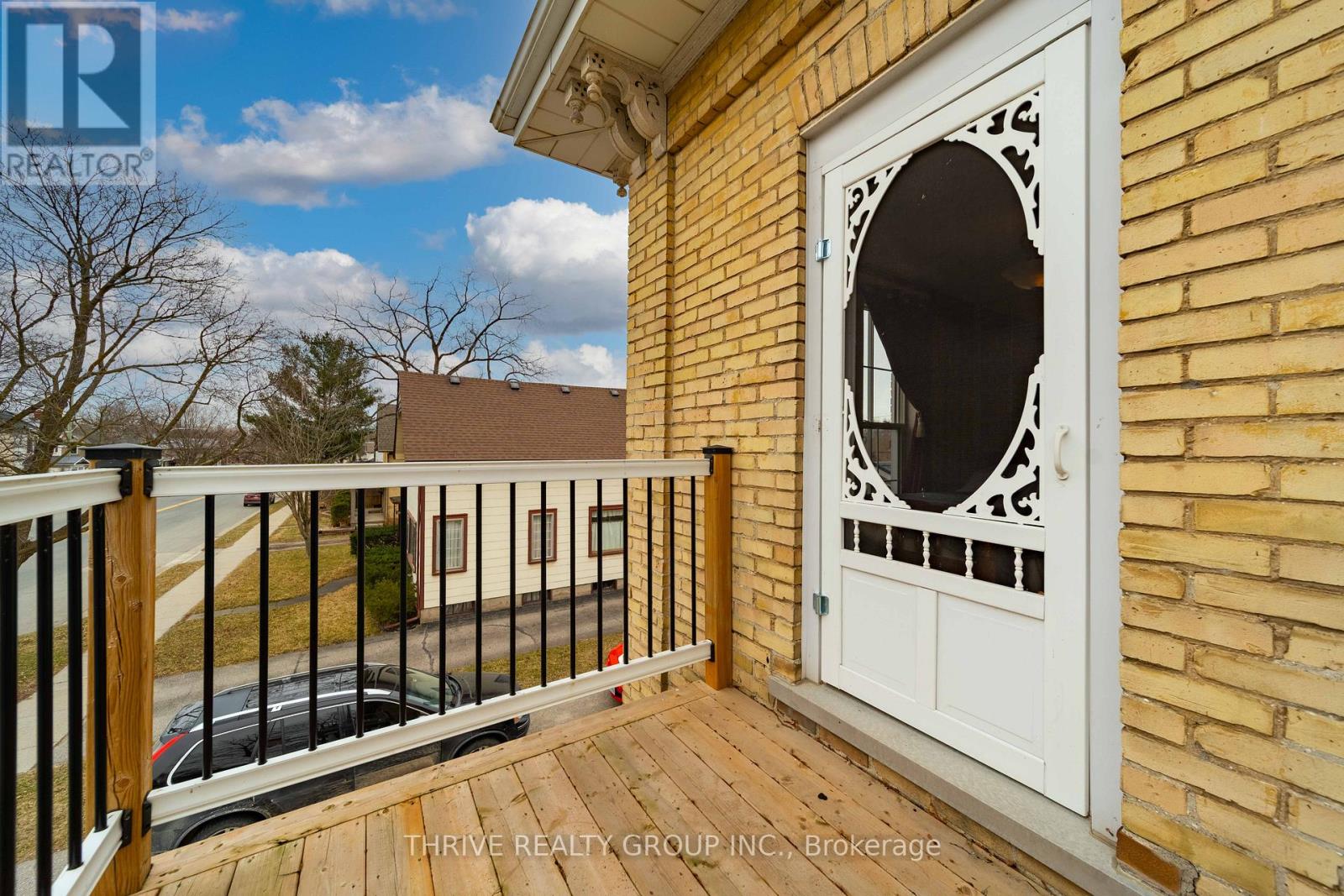 302 TALBOT STREET E Property Photo