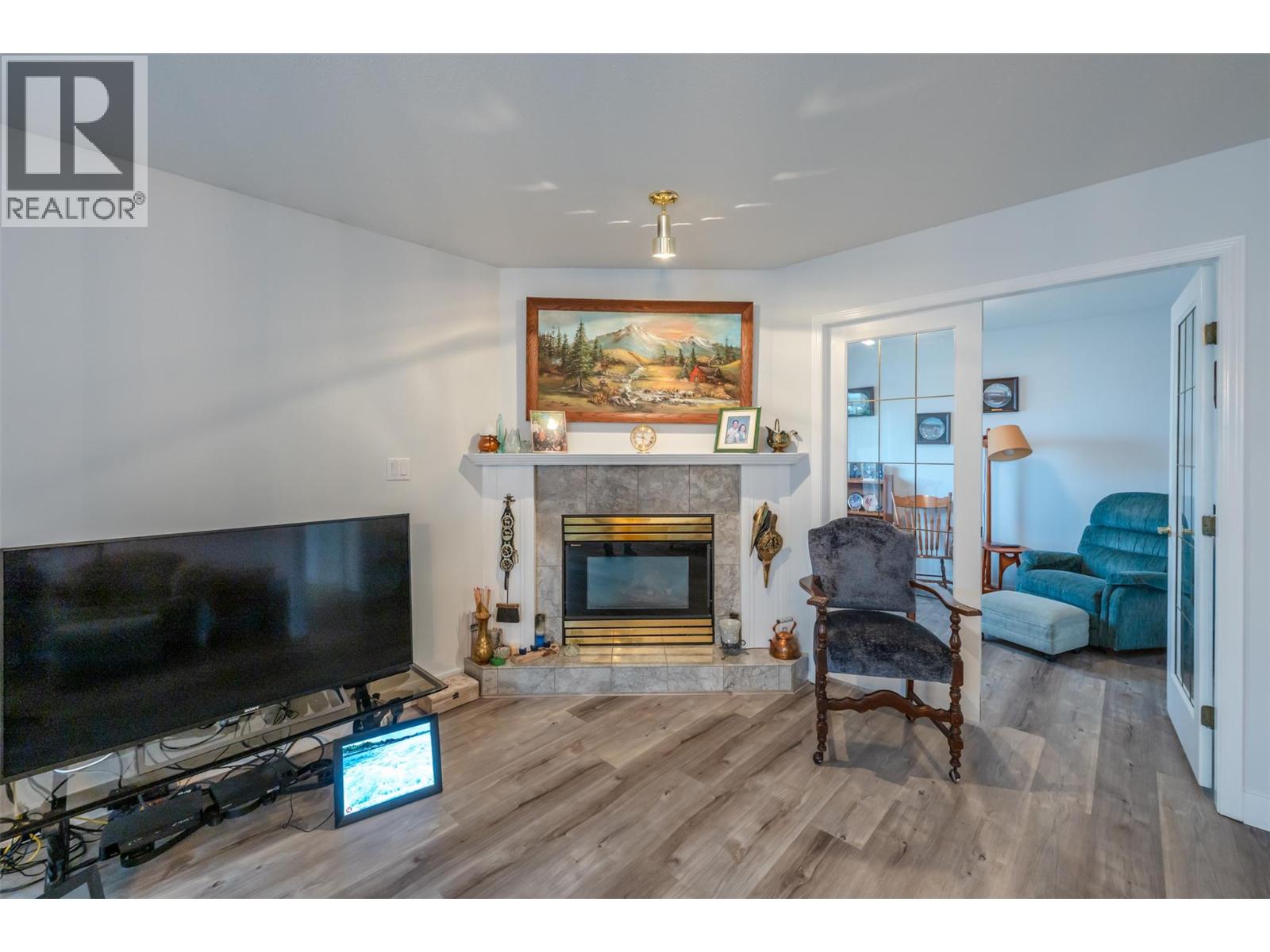 #195 3400 WILSON STREET - 13