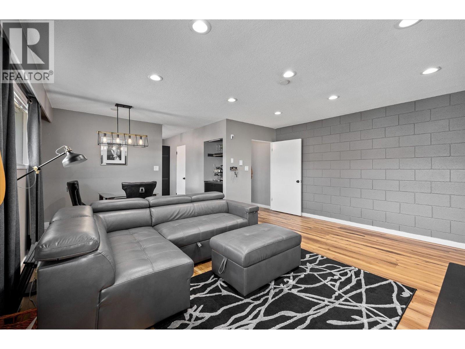 1291 Bernard Avenue Unit# 2, Kelowna