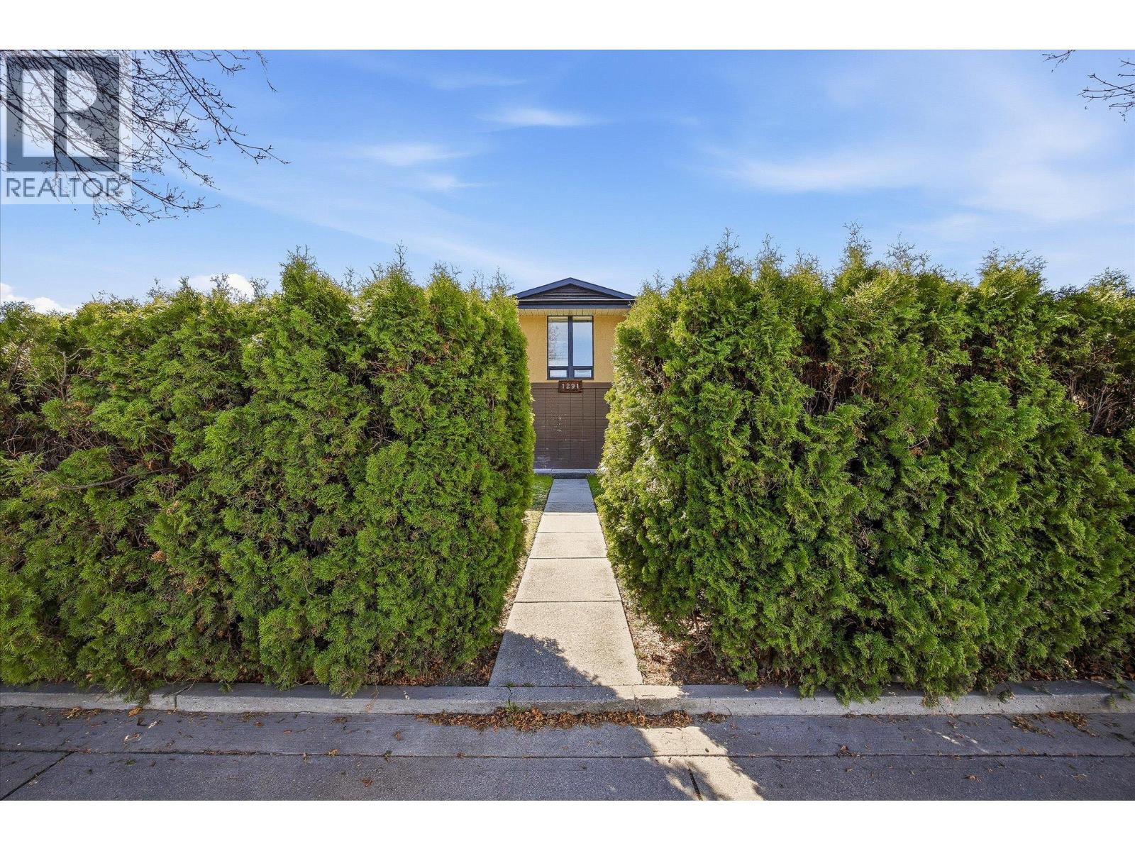 1291 Bernard Avenue Unit# 2, Kelowna