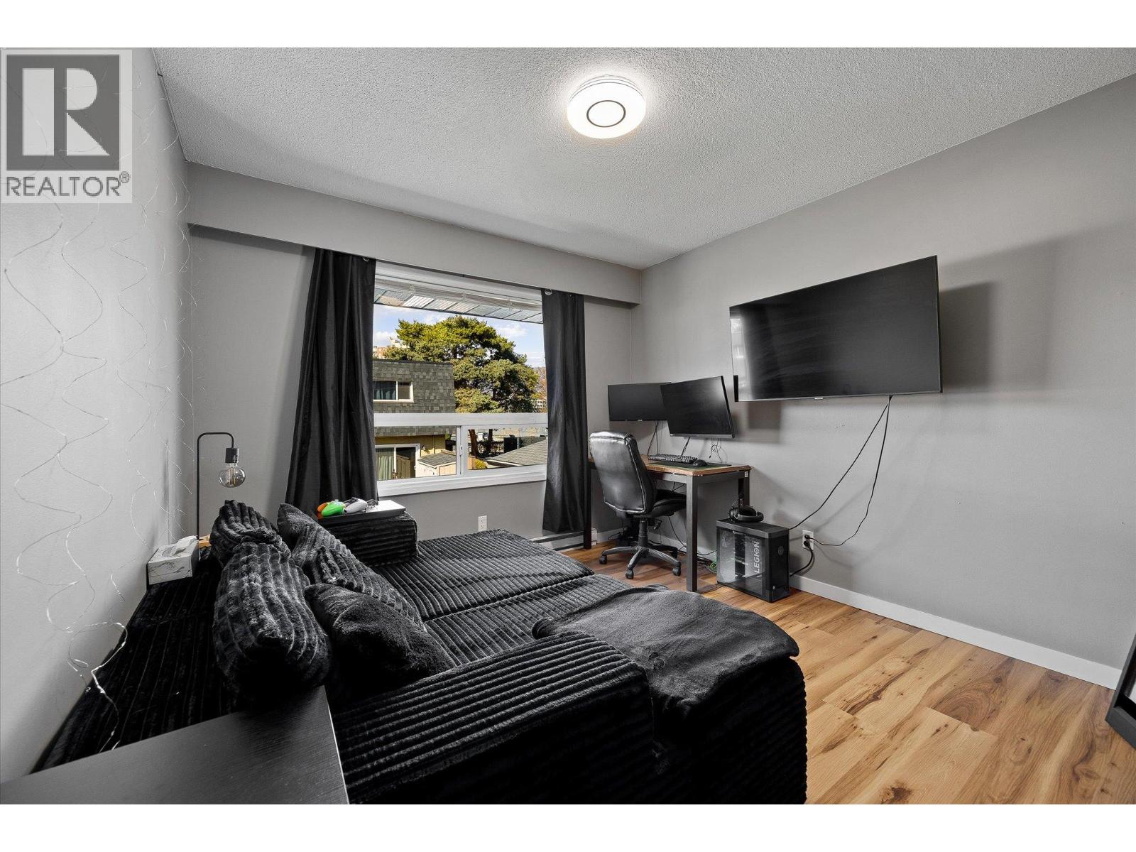 1291 Bernard Avenue Unit# 2, Kelowna