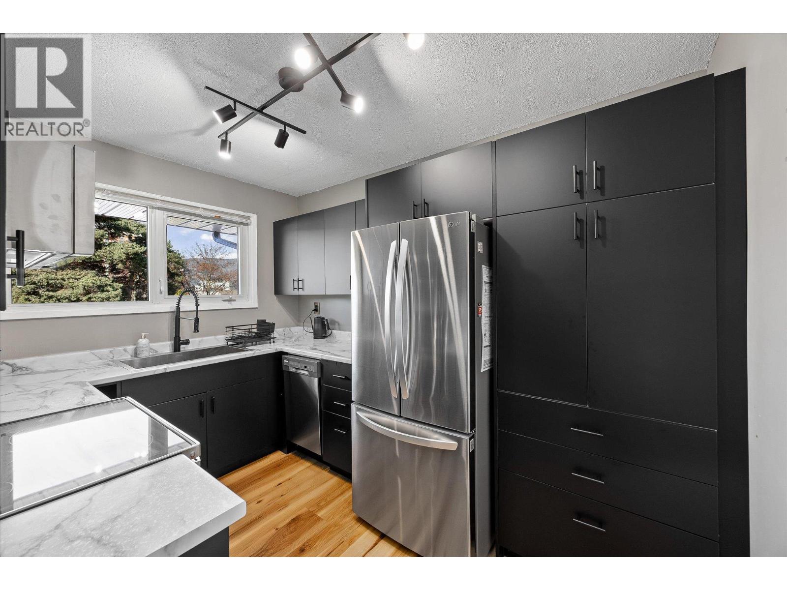 1291 Bernard Avenue Unit# 2, Kelowna