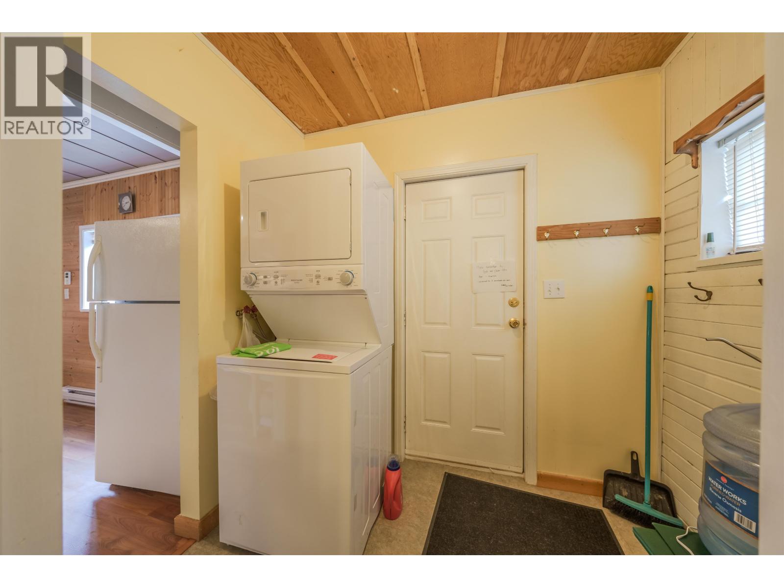 6116 HIGGINS LAKE ROAD - 26