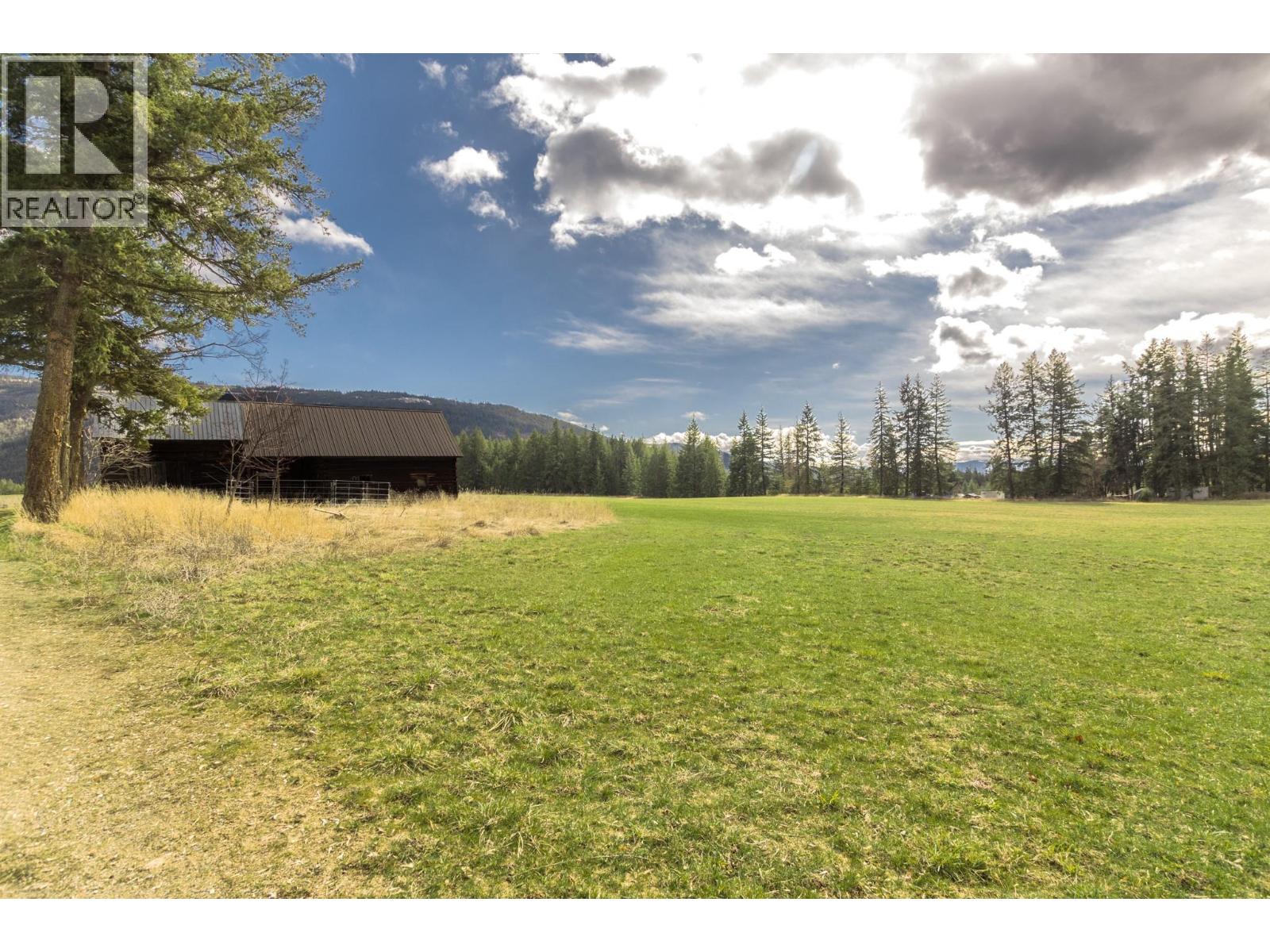 4820 30 Street, Salmon Arm