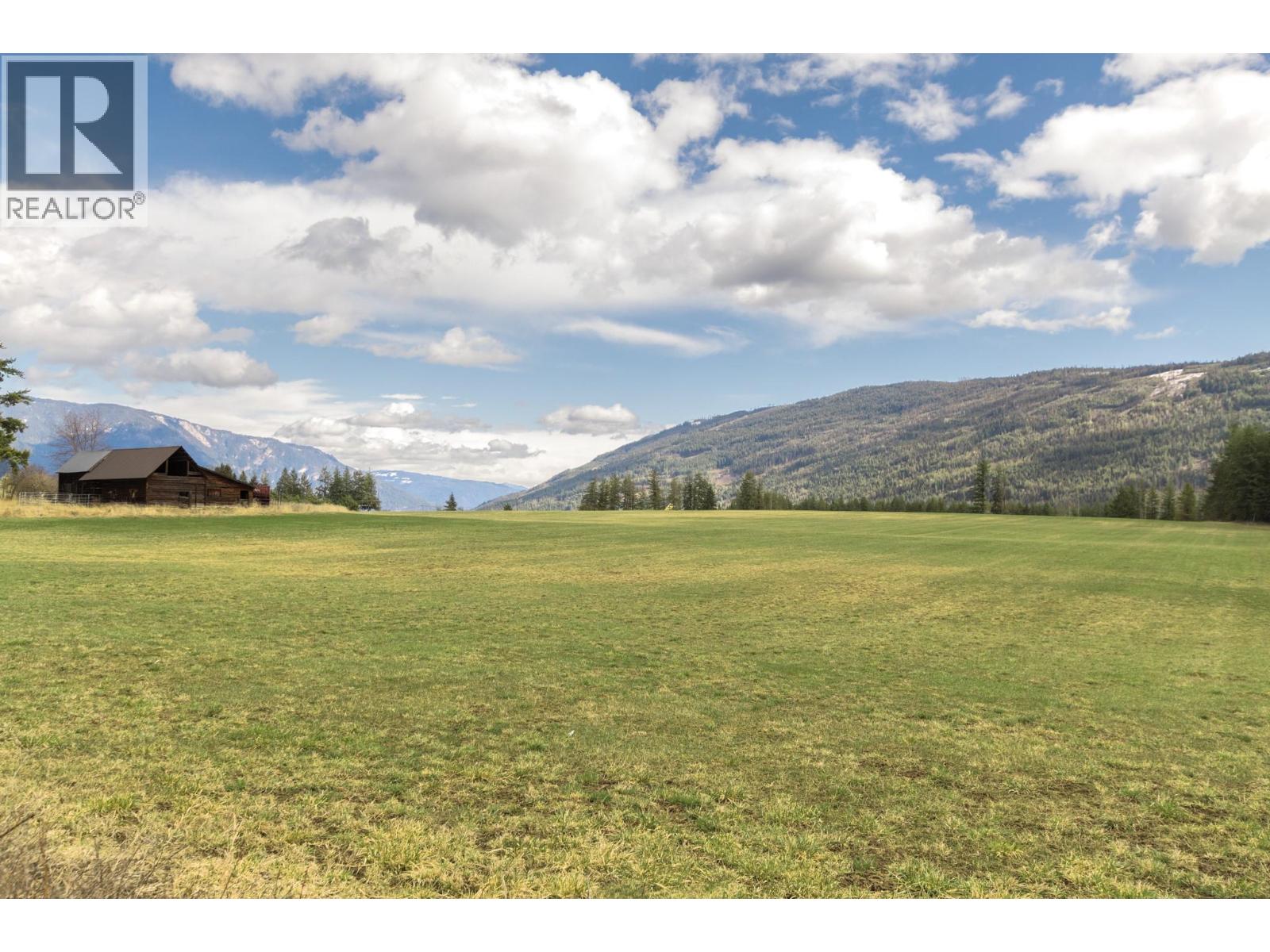 4820 30 Street, Salmon Arm