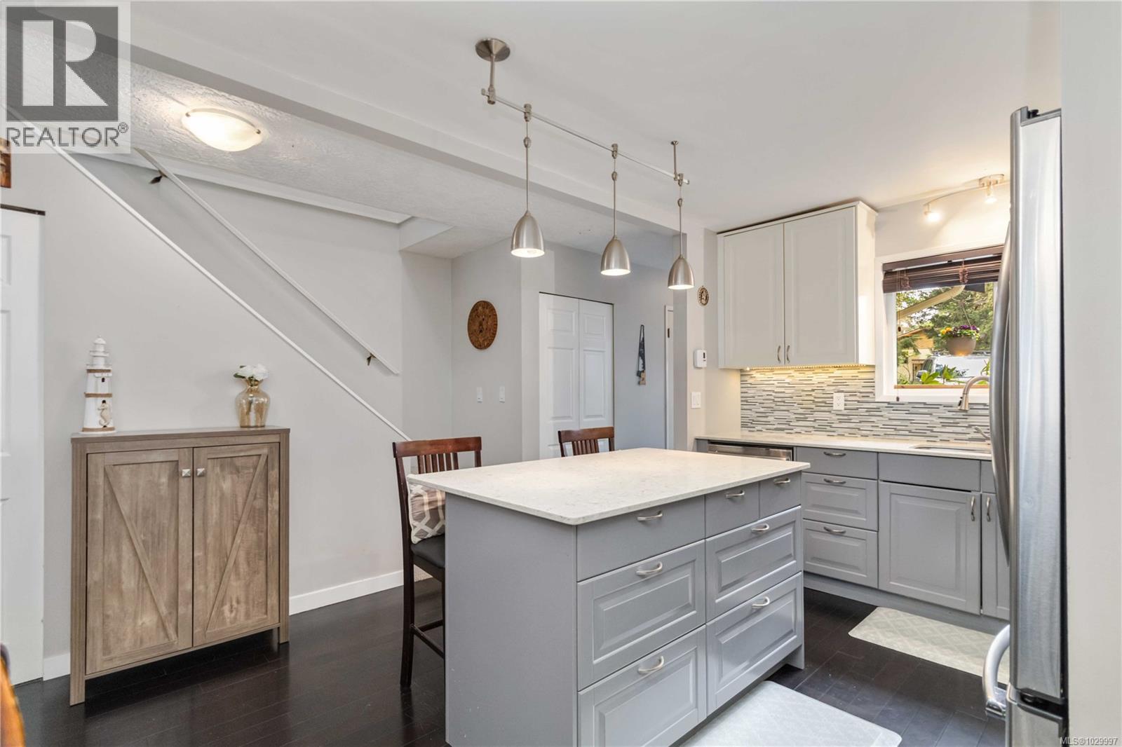 #A 3043 PICKFORD RD - 9