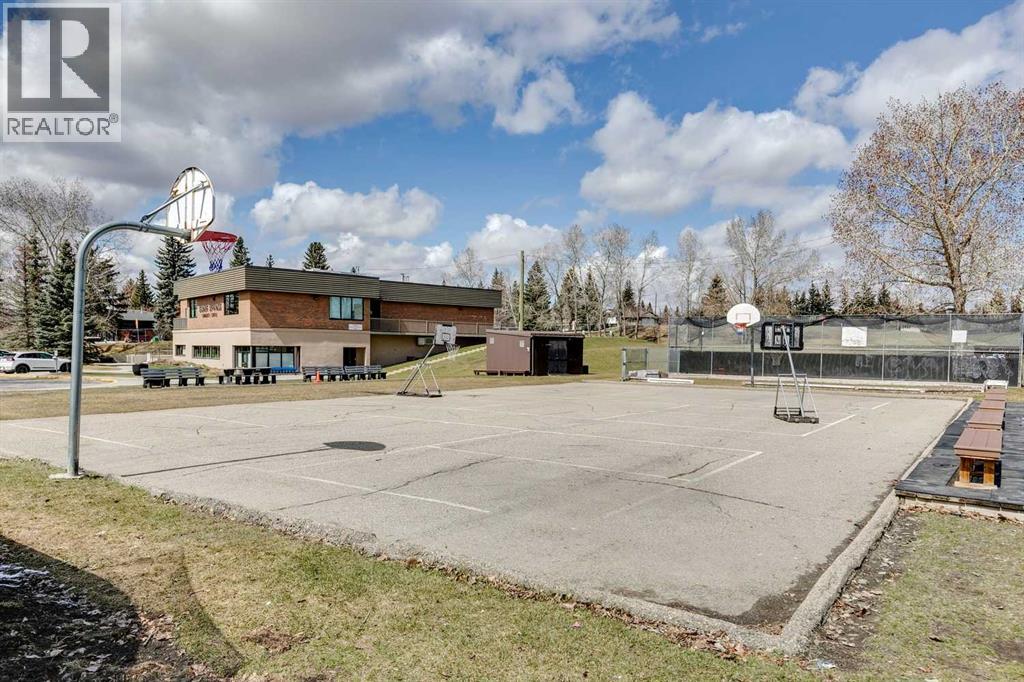 Single Family House Bungalow for Sale in  Silverdale Drive NW Silver Springs Calgary 