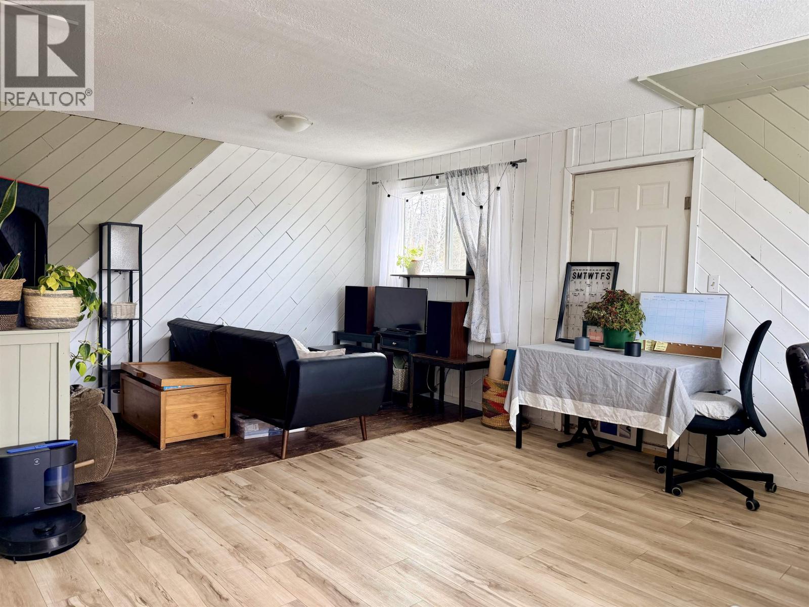 168 E 3RD AVENUE - 8