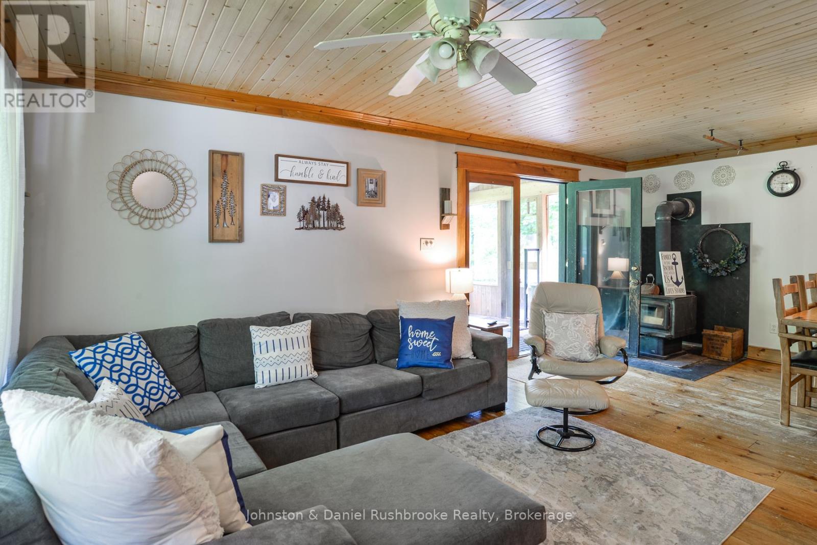 1658 HOUSEY'S RAPIDS ROAD - 12