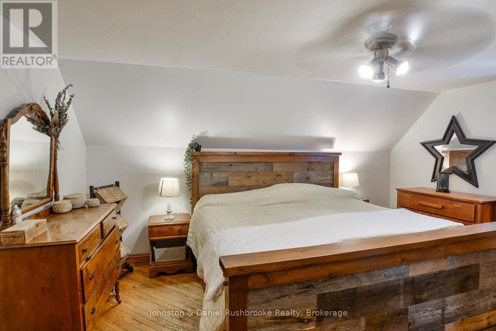 1658 HOUSEY'S RAPIDS ROAD - 14