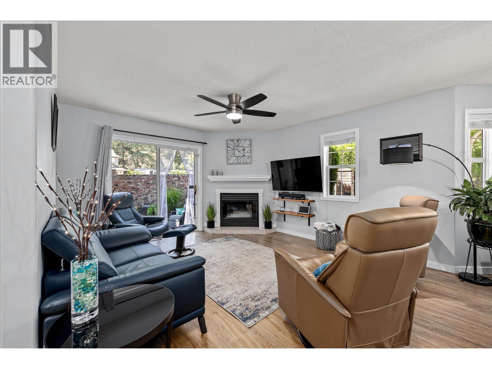 #25 527 Yates Road - 6