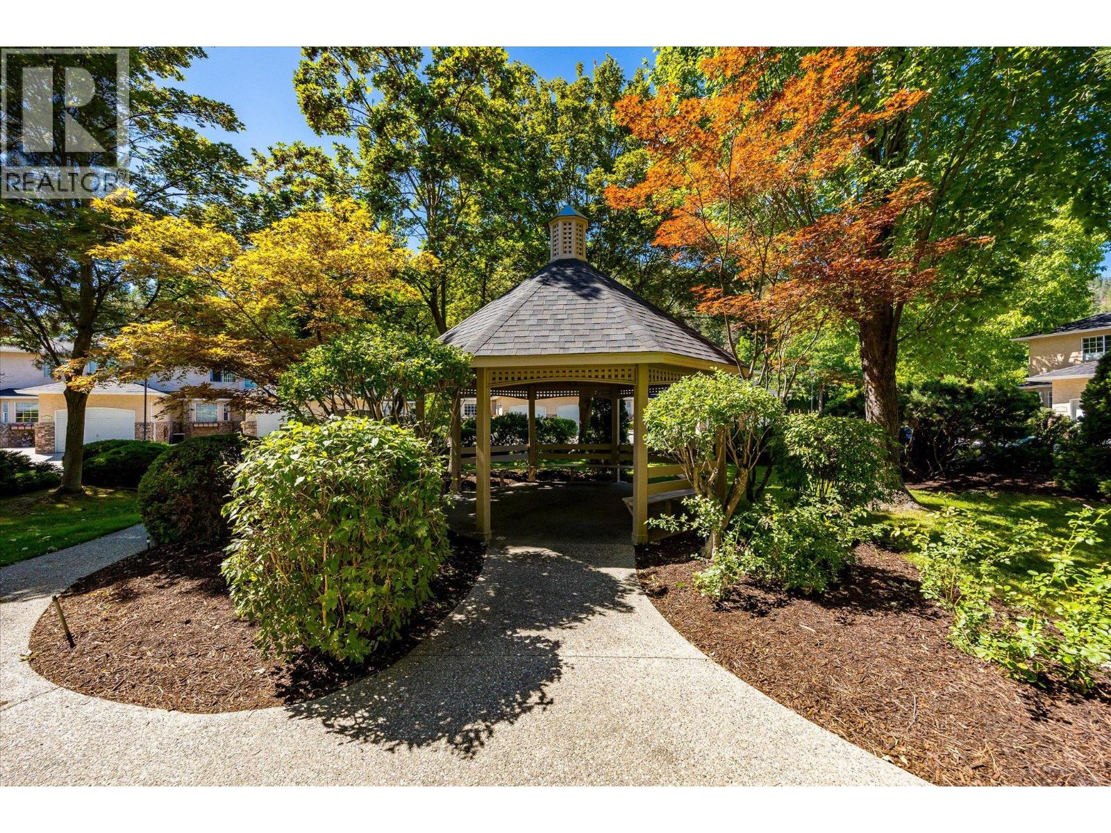#25 527 Yates Road - 32