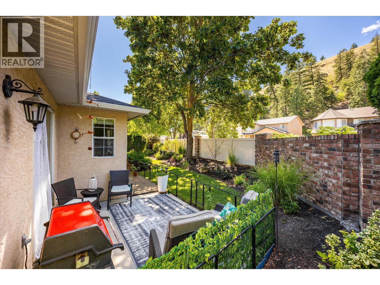 #25 527 Yates Road - 9