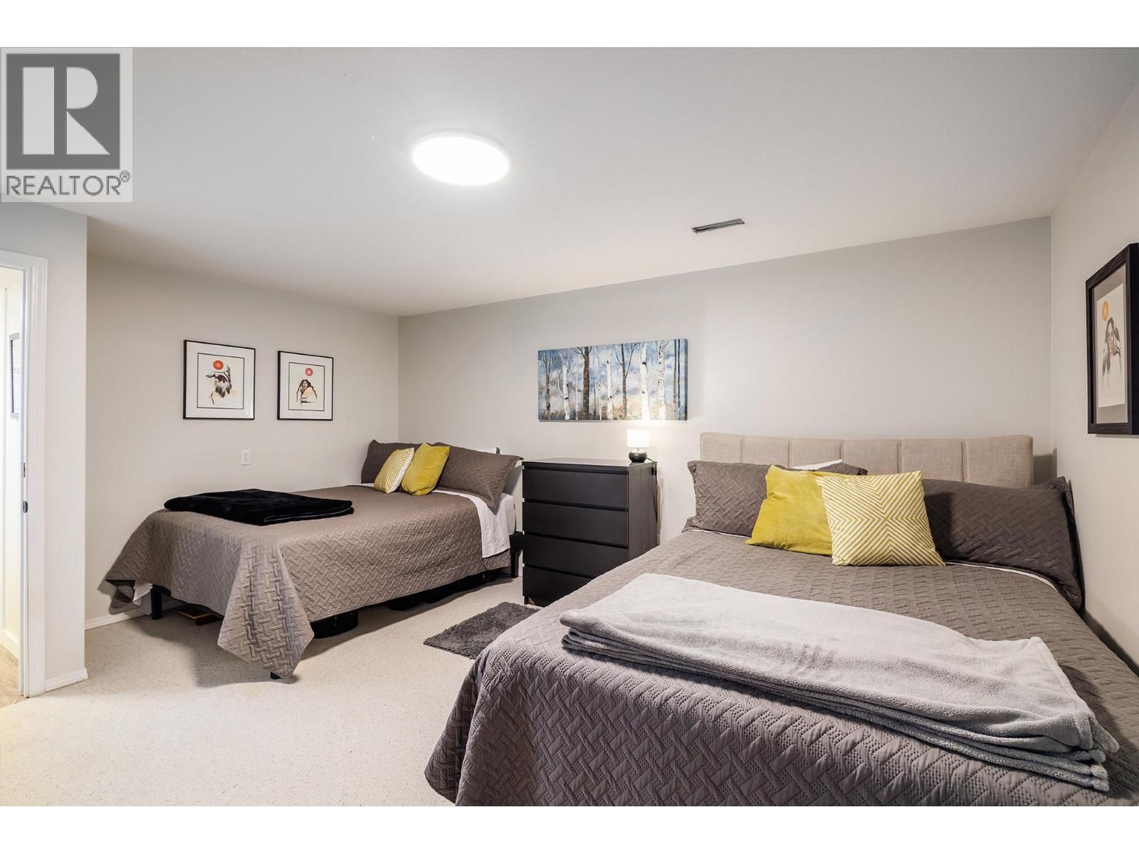 1740 Saldin Court, Lake Country