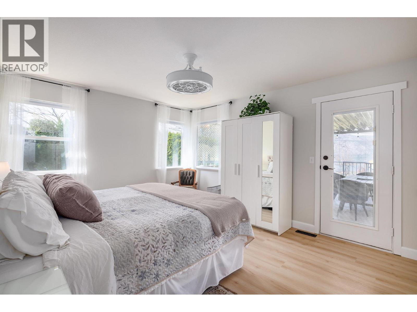 1740 Saldin Court, Lake Country