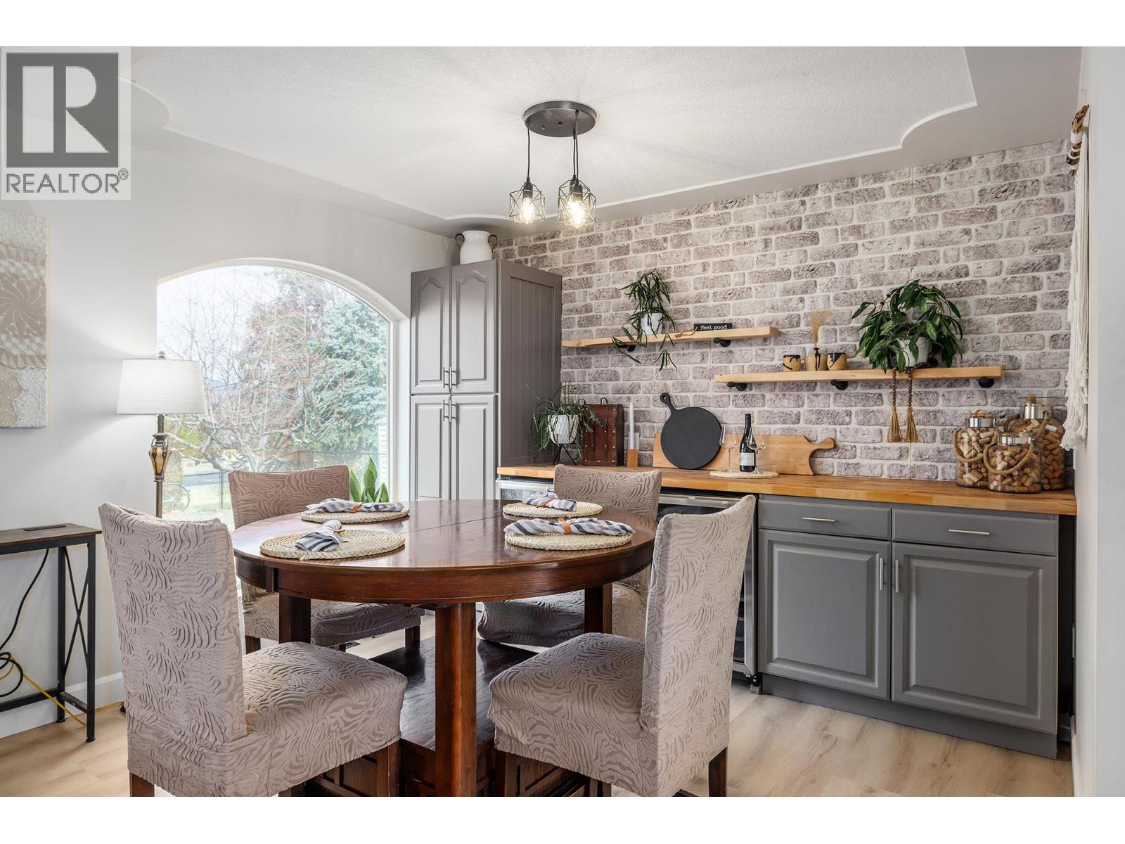 1740 Saldin Court, Lake Country