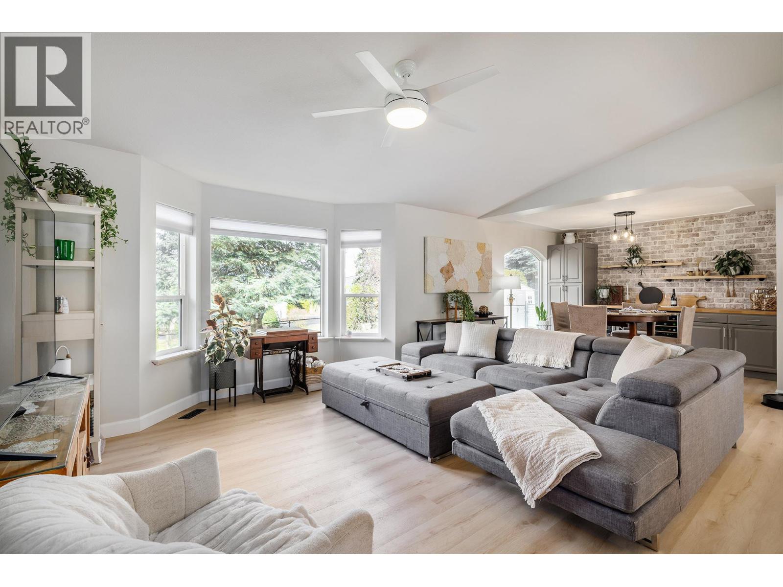 1740 Saldin Court, Lake Country