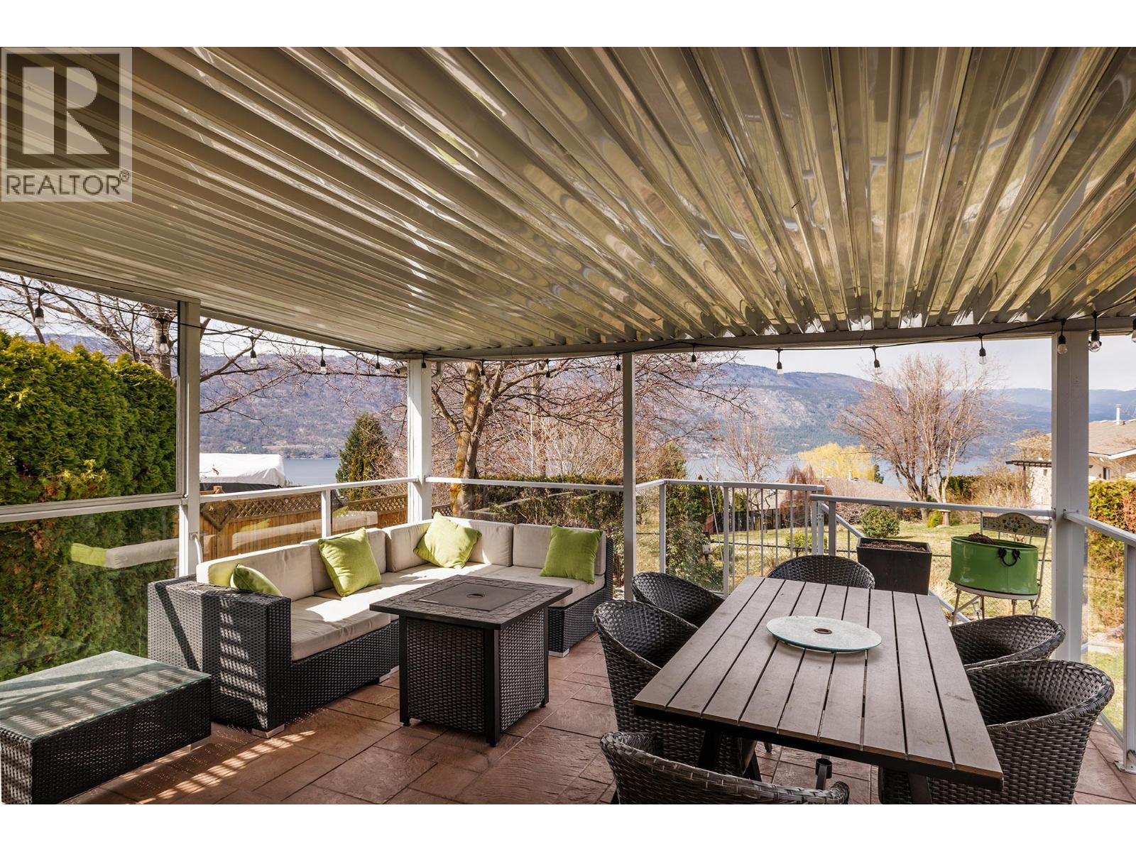 1740 Saldin Court, Lake Country