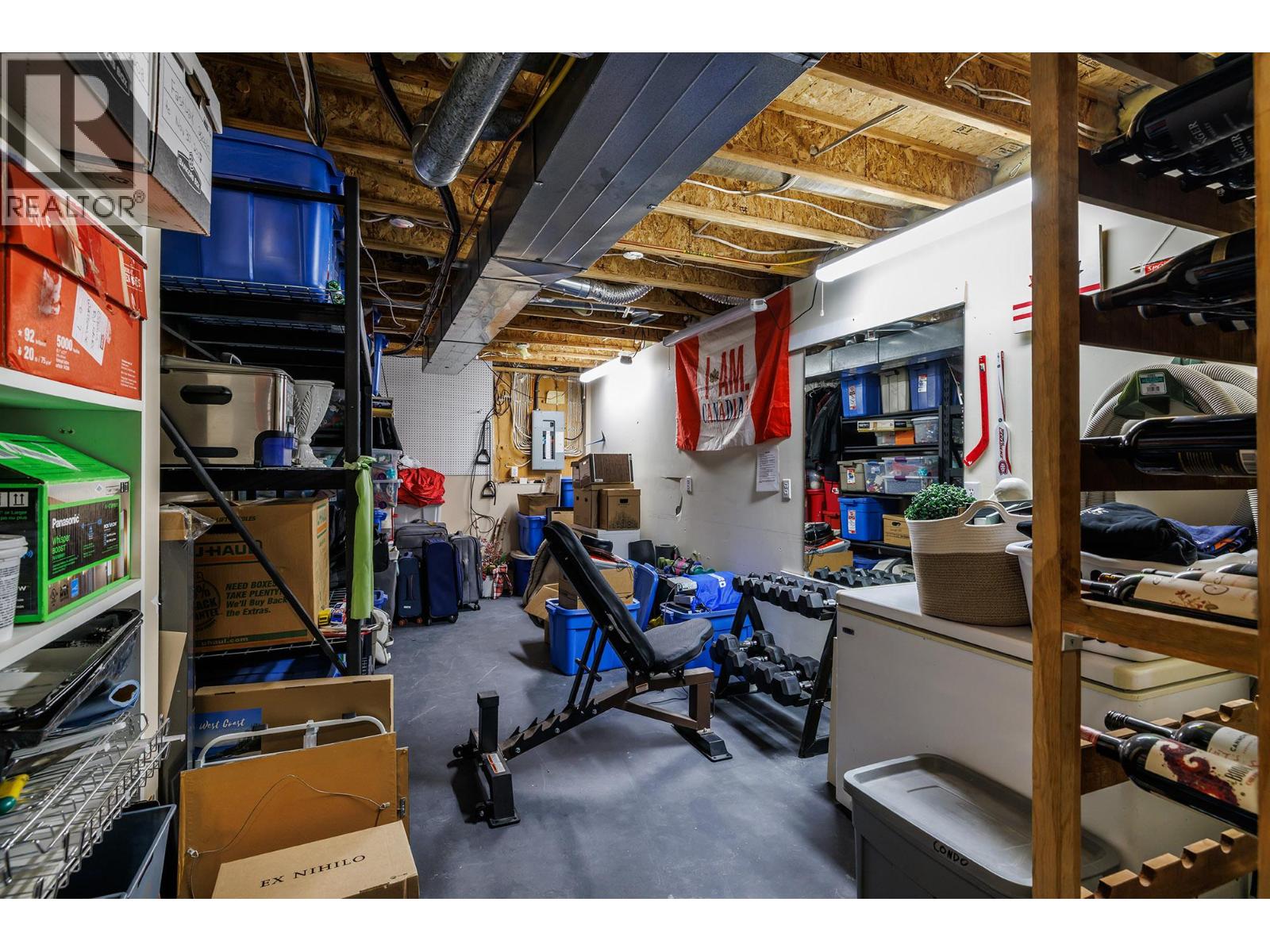 1740 Saldin Court, Lake Country