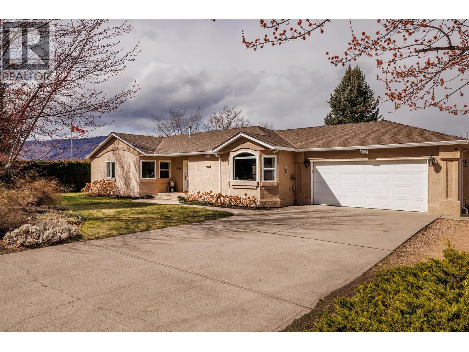 1740 Saldin Court, Lake Country