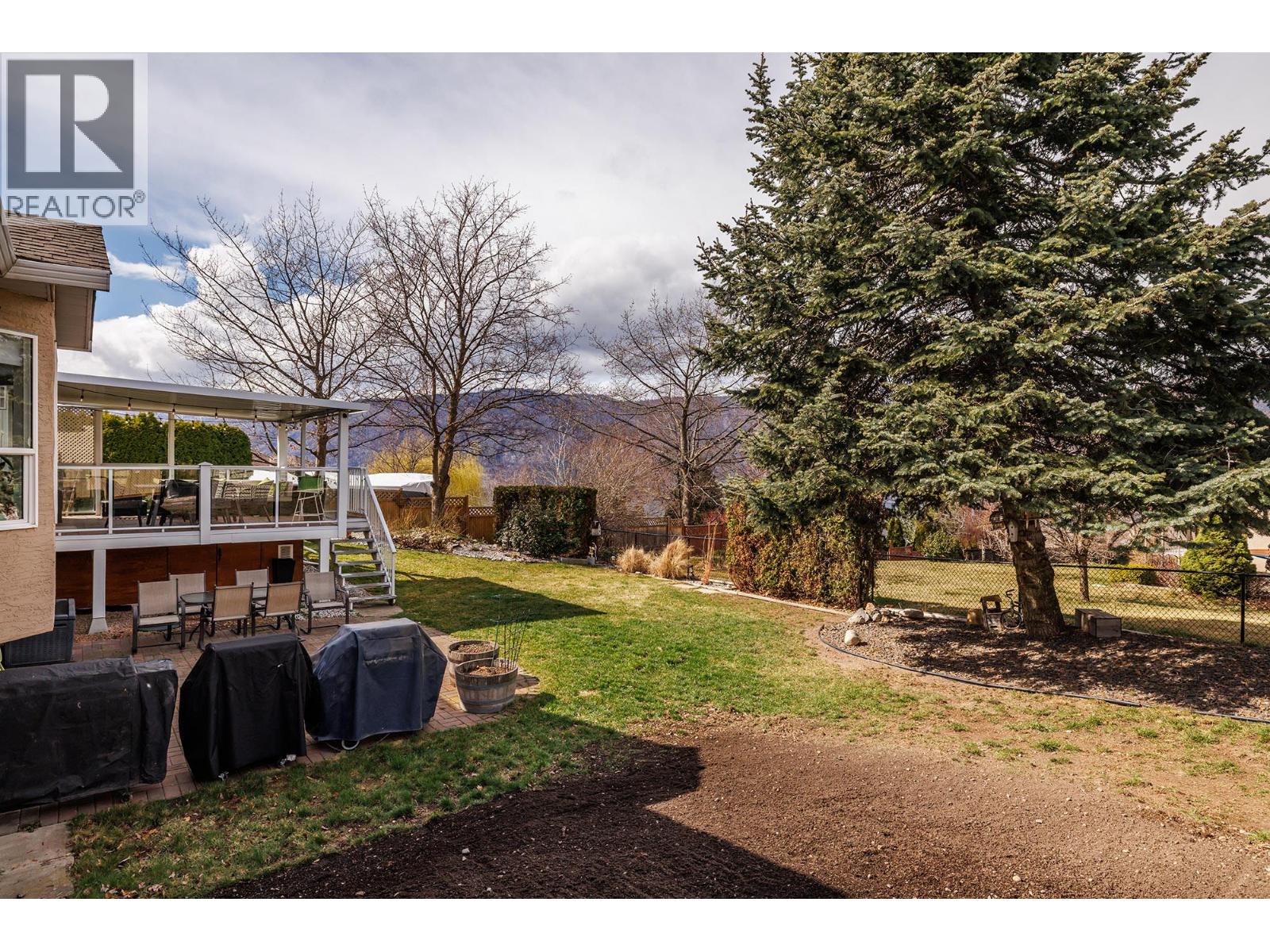 1740 Saldin Court, Lake Country