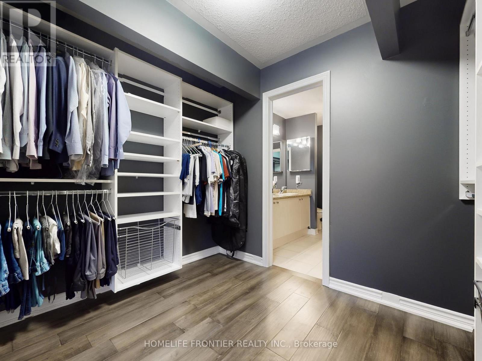 #6 8777 DUFFERIN STREET - 16