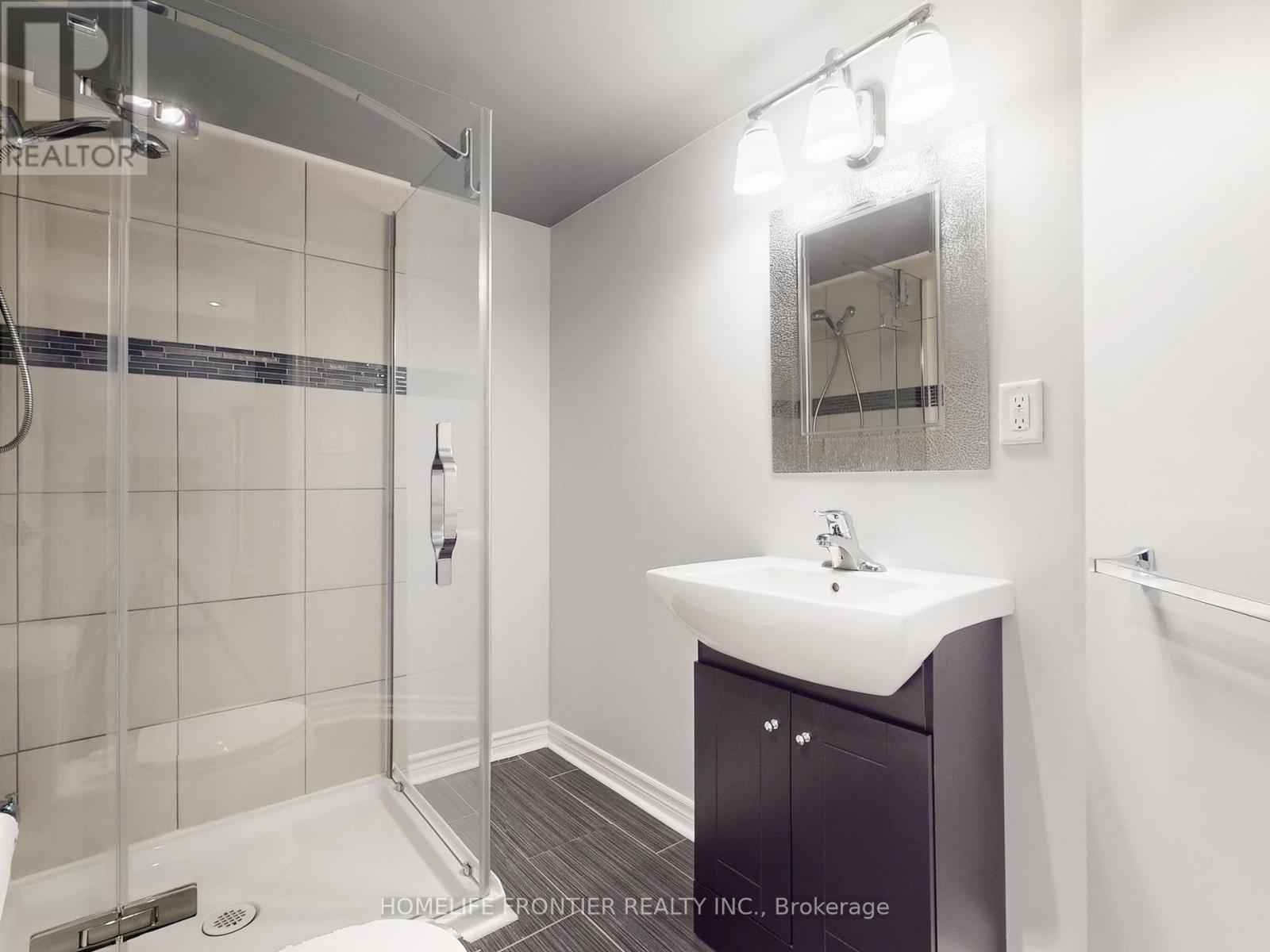 #6 8777 DUFFERIN STREET - 26