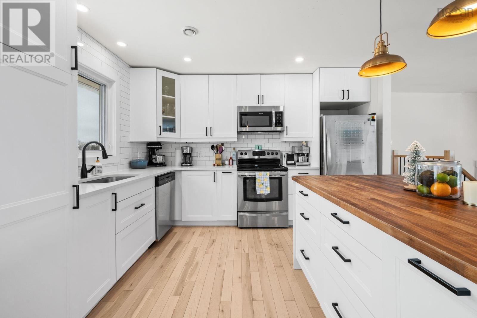 Property 24 of 36 of 679 Basinview Drive