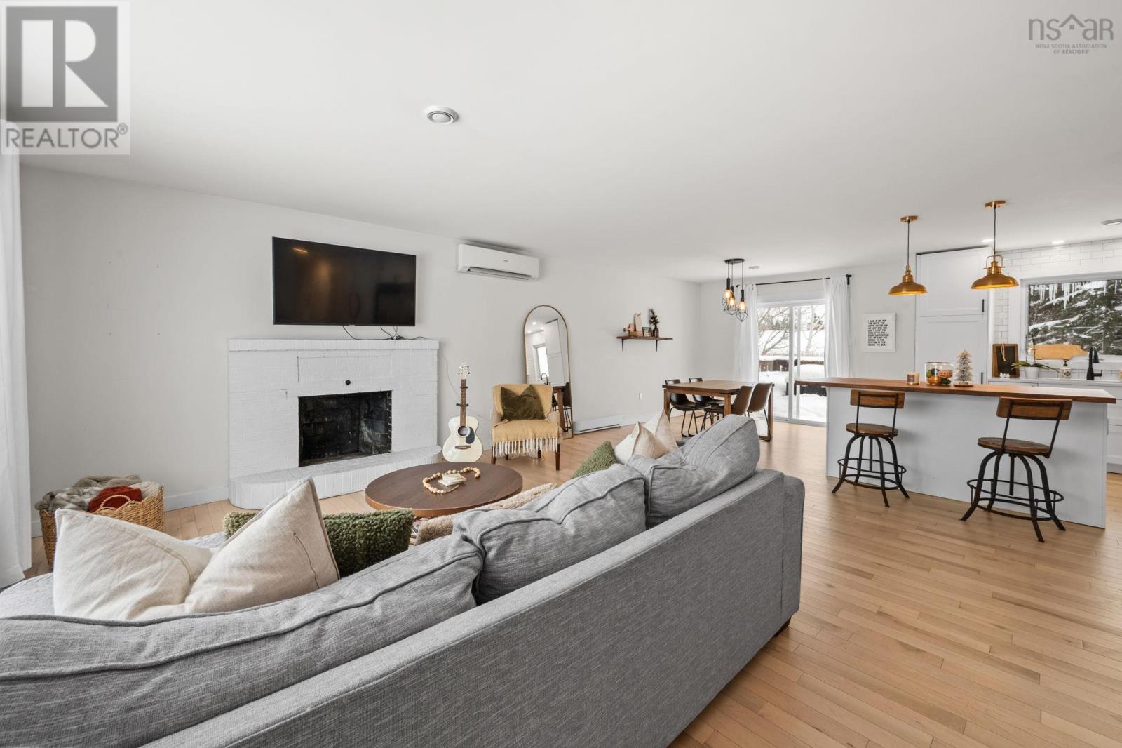 Property 34 of 36 of 679 Basinview Drive