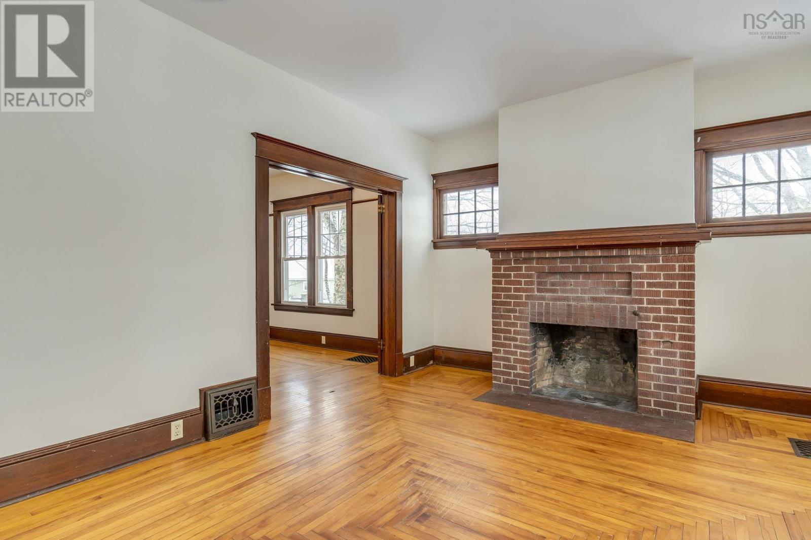 Property 24 of 50 of 17 Pleasant Hill