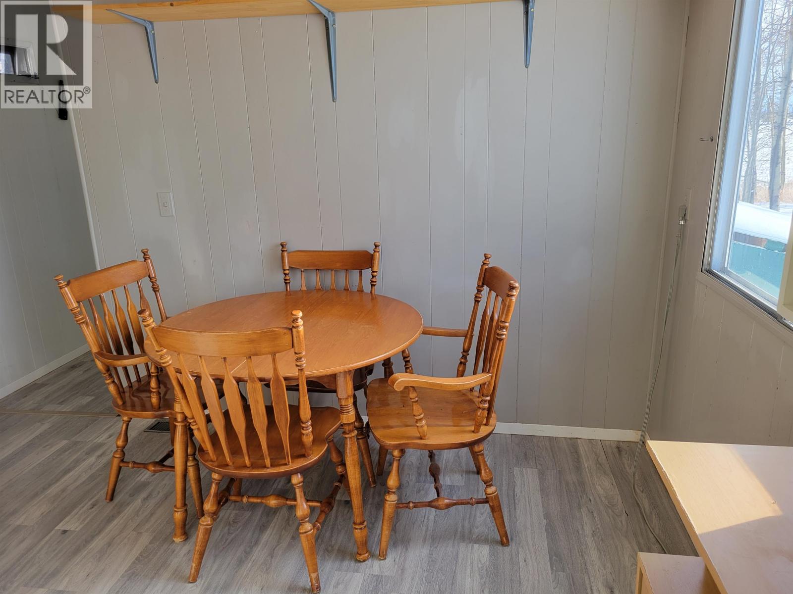 5353 MAUNDERS ROAD - 10