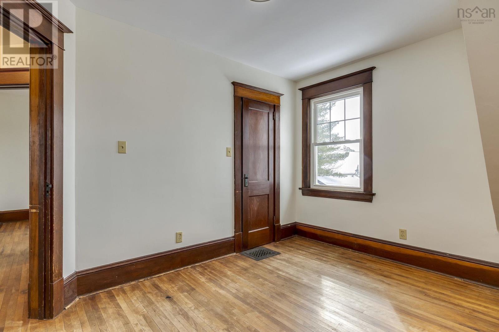 Property 36 of 50 of 17 Pleasant Hill