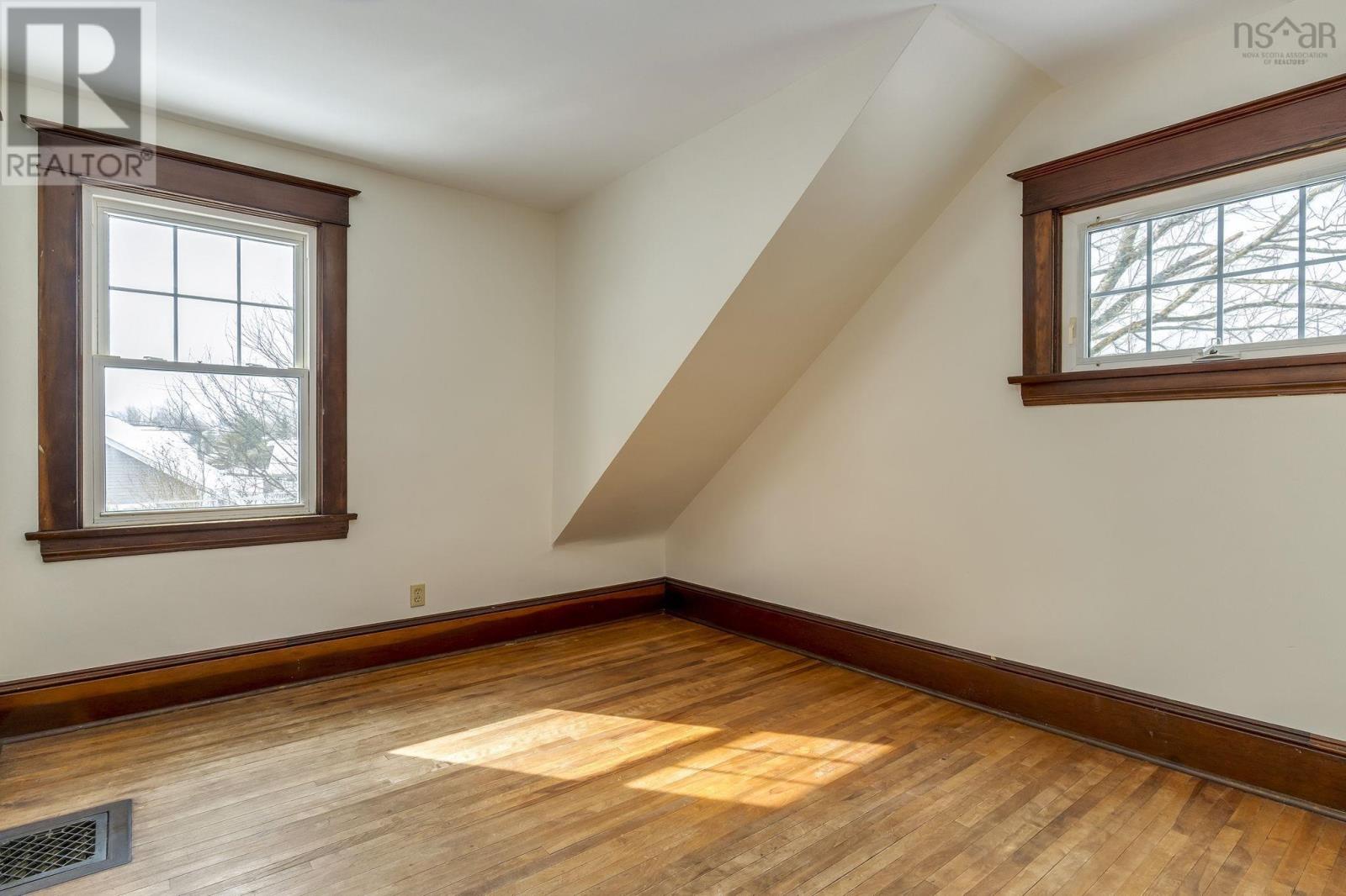 Property 38 of 50 of 17 Pleasant Hill