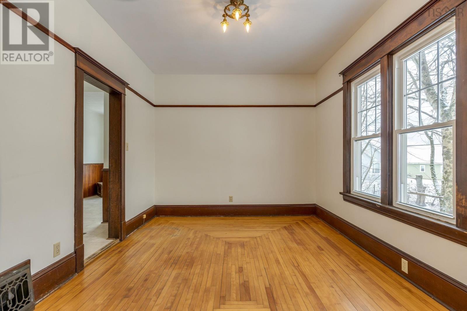 Property 21 of 50 of 17 Pleasant Hill