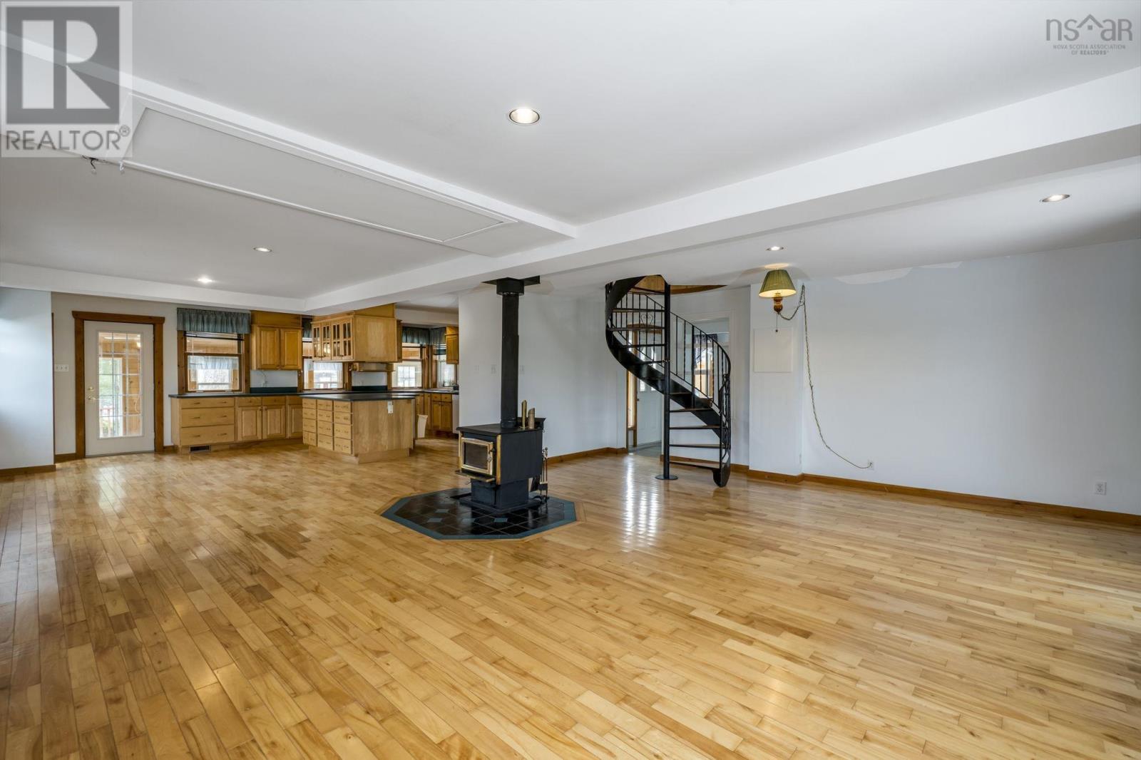 Property 31 of 49 of 472 Matheson Brook Road