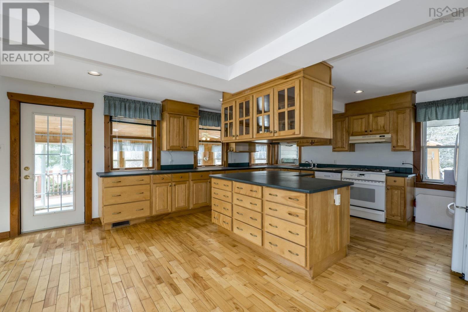 Property 23 of 49 of 472 Matheson Brook Road