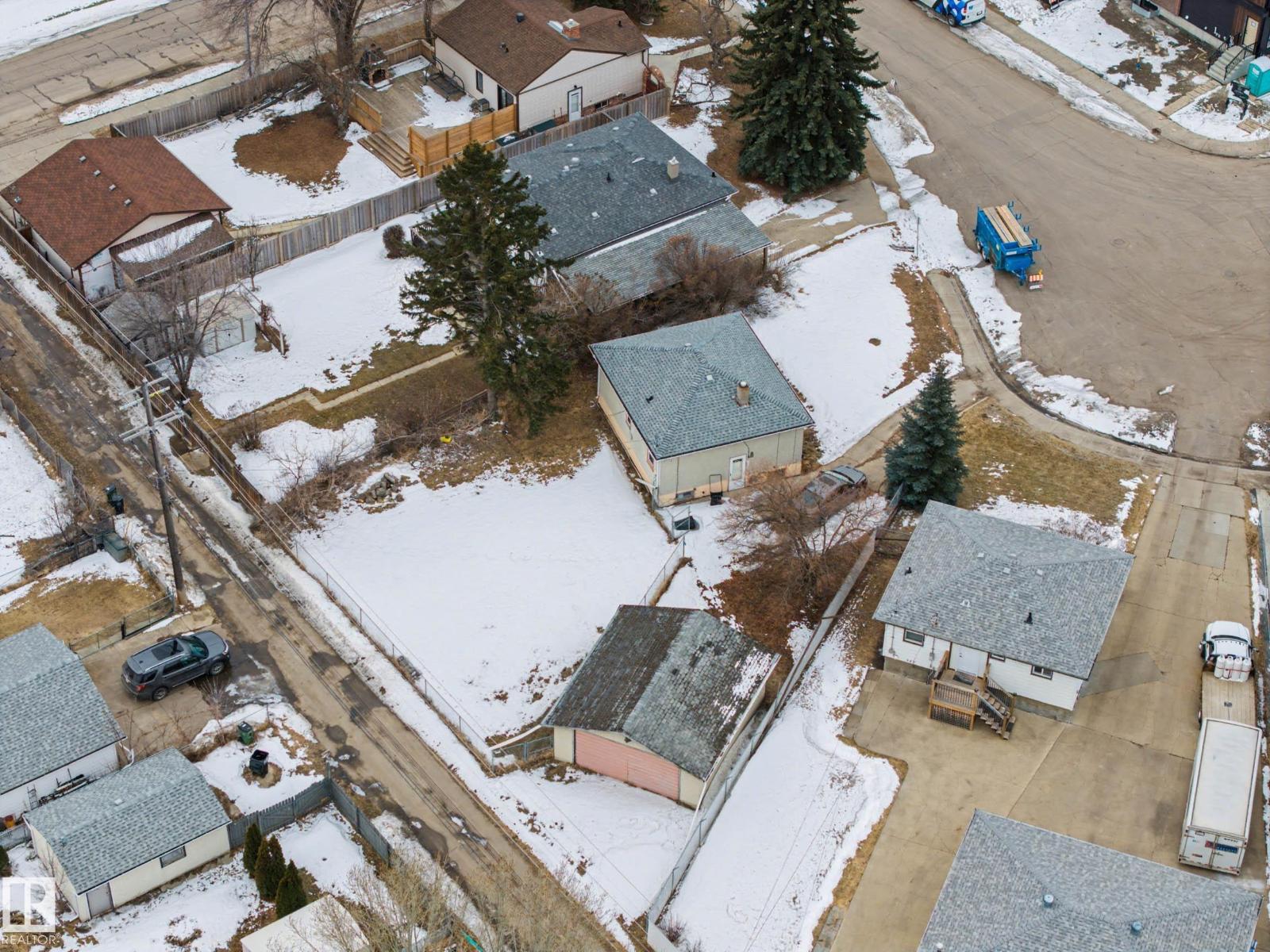9409 154 ST NW - 26