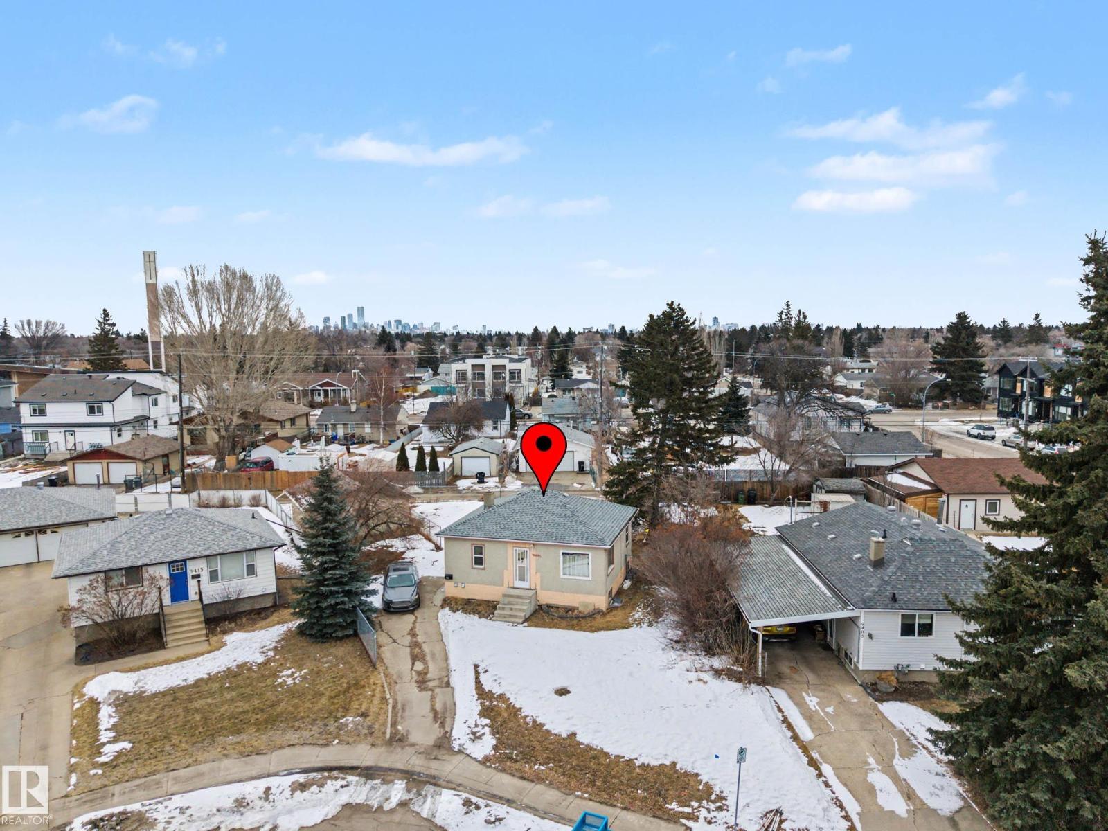 9409 154 ST NW - 7