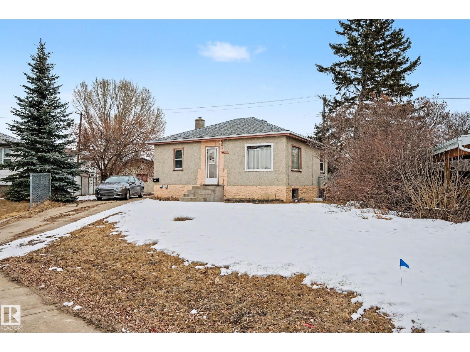 Single Family House Bungalow for Sale in   ST NW Edmonton 
