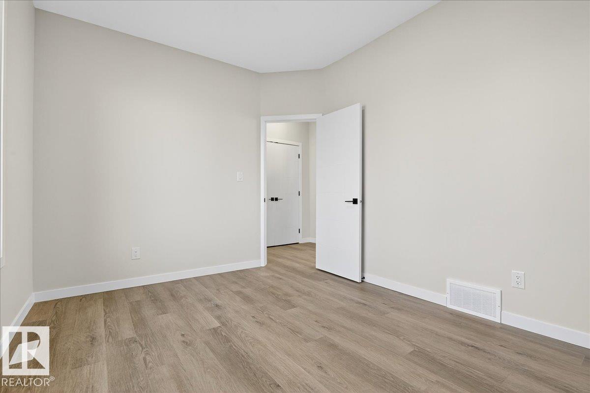 10506 162 ST NW - 9