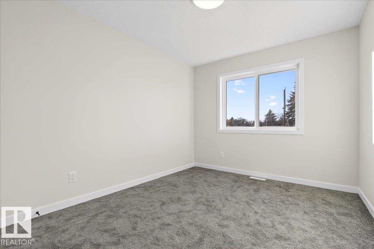 10506 162 ST NW - 30