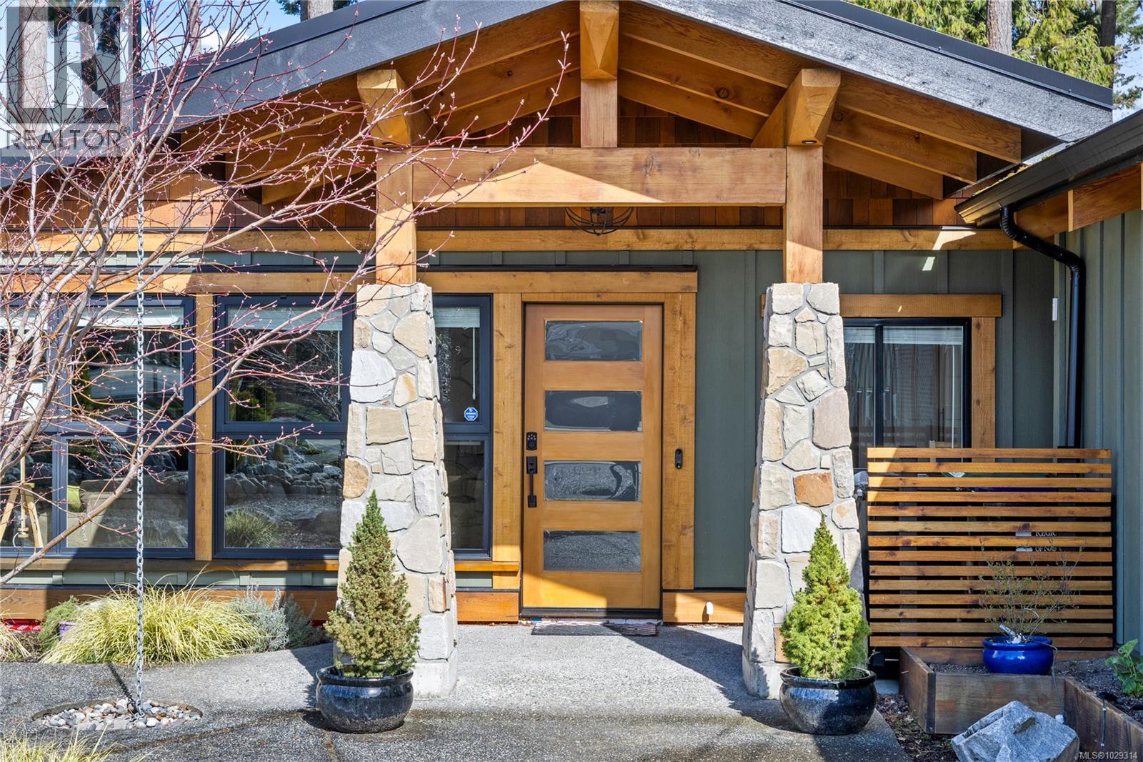 791 FORSYTH AVE - 10