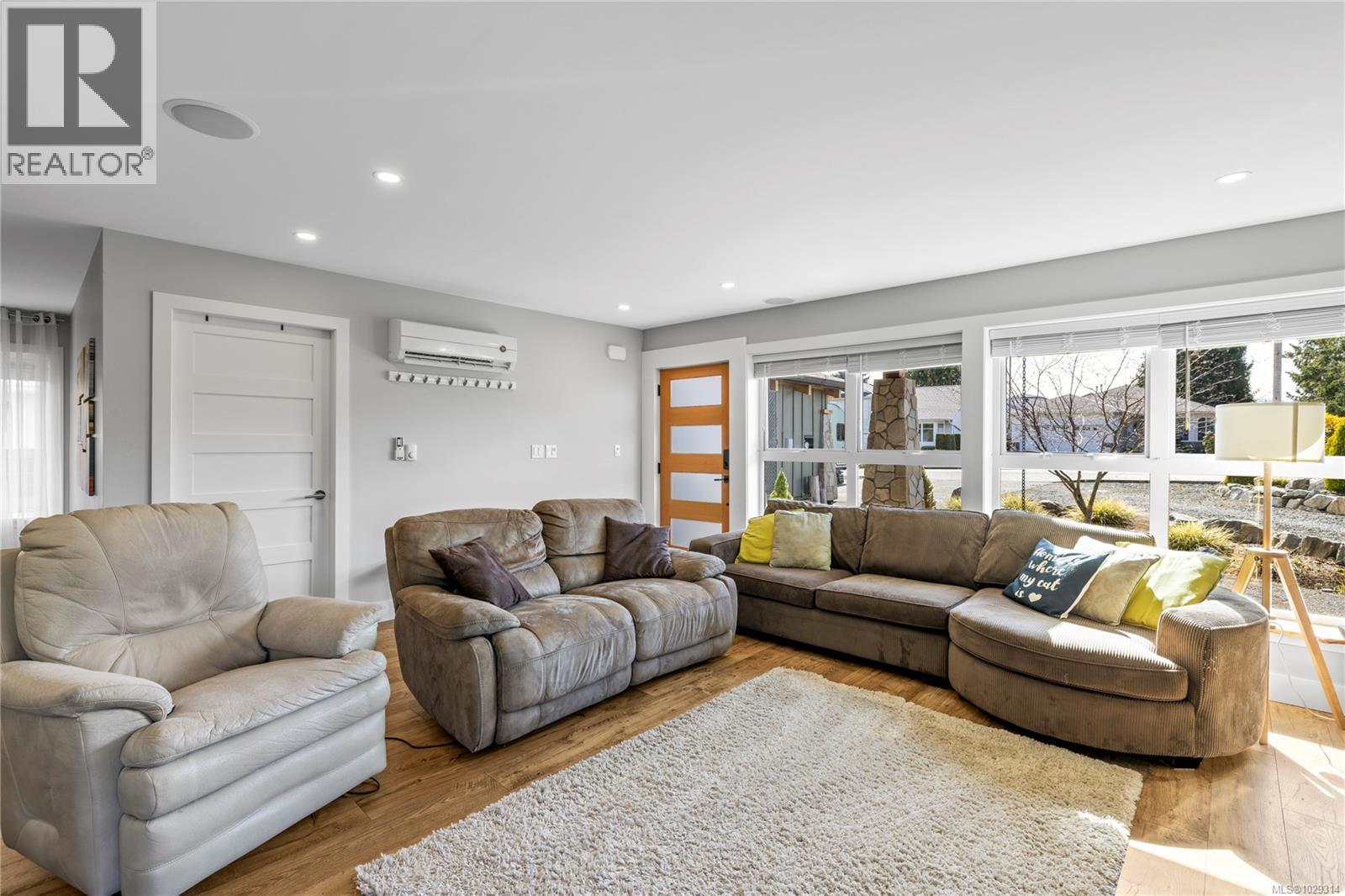 791 FORSYTH AVE - 12