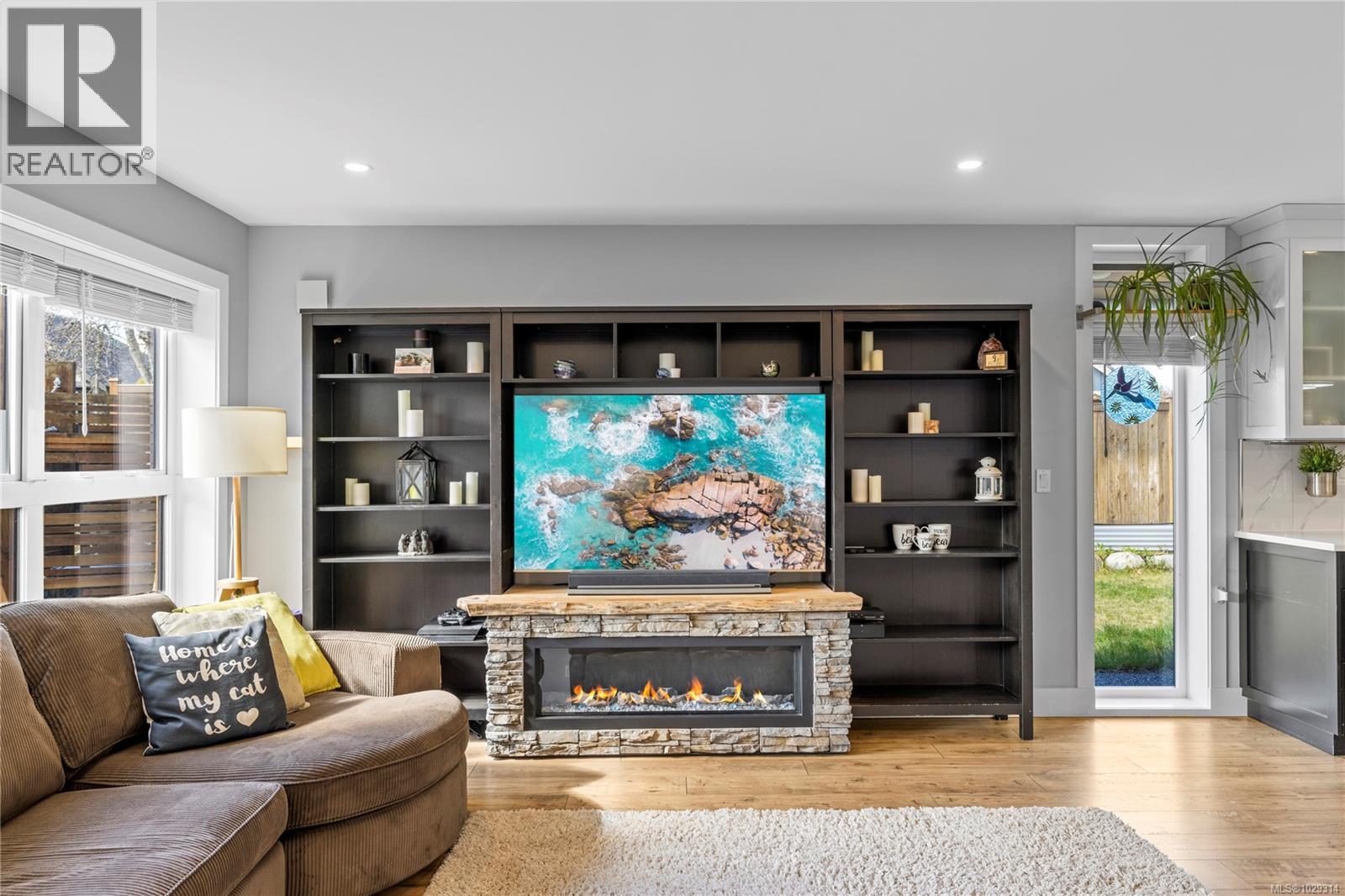 791 FORSYTH AVE - 13