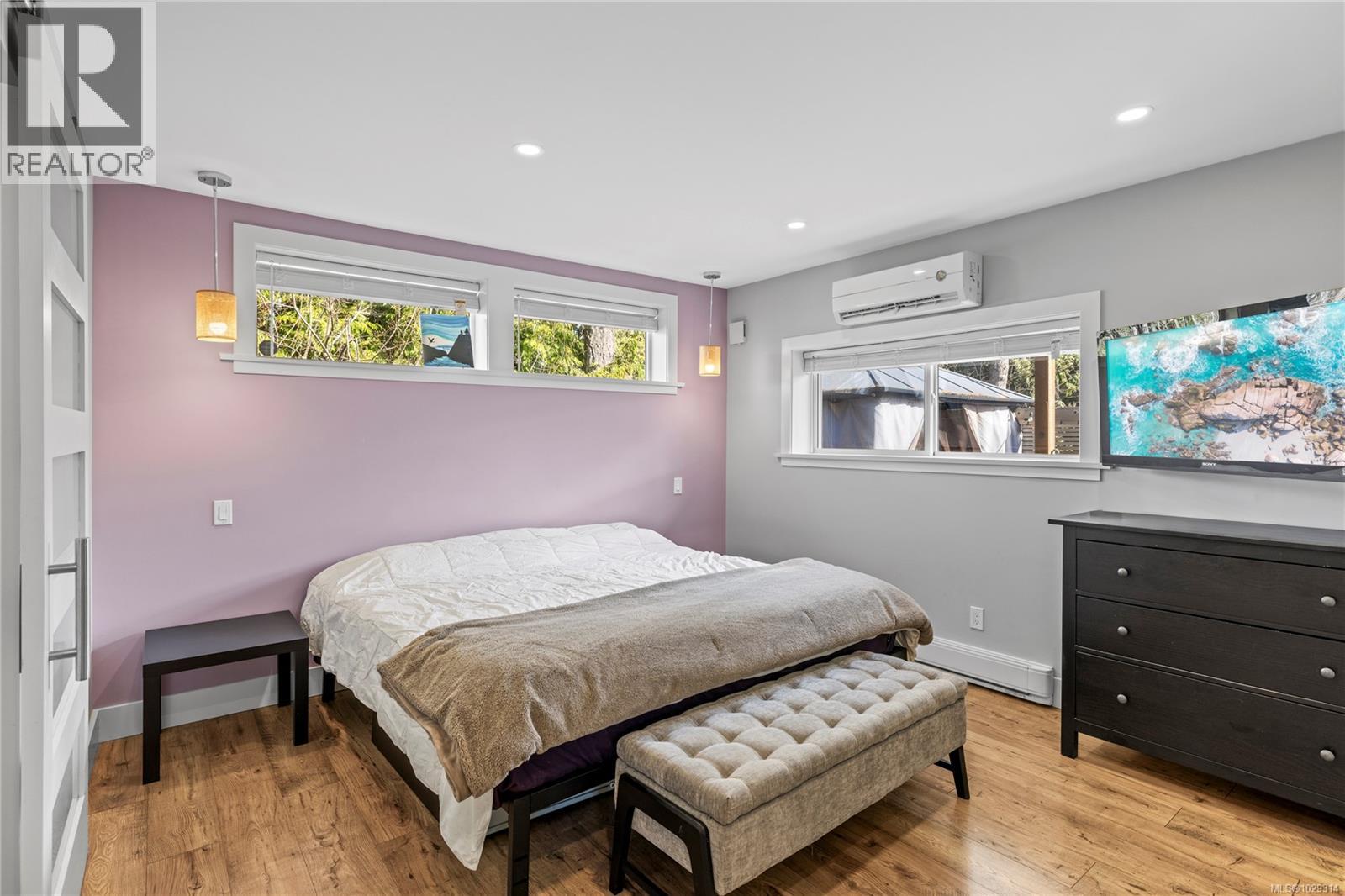 791 FORSYTH AVE - 21