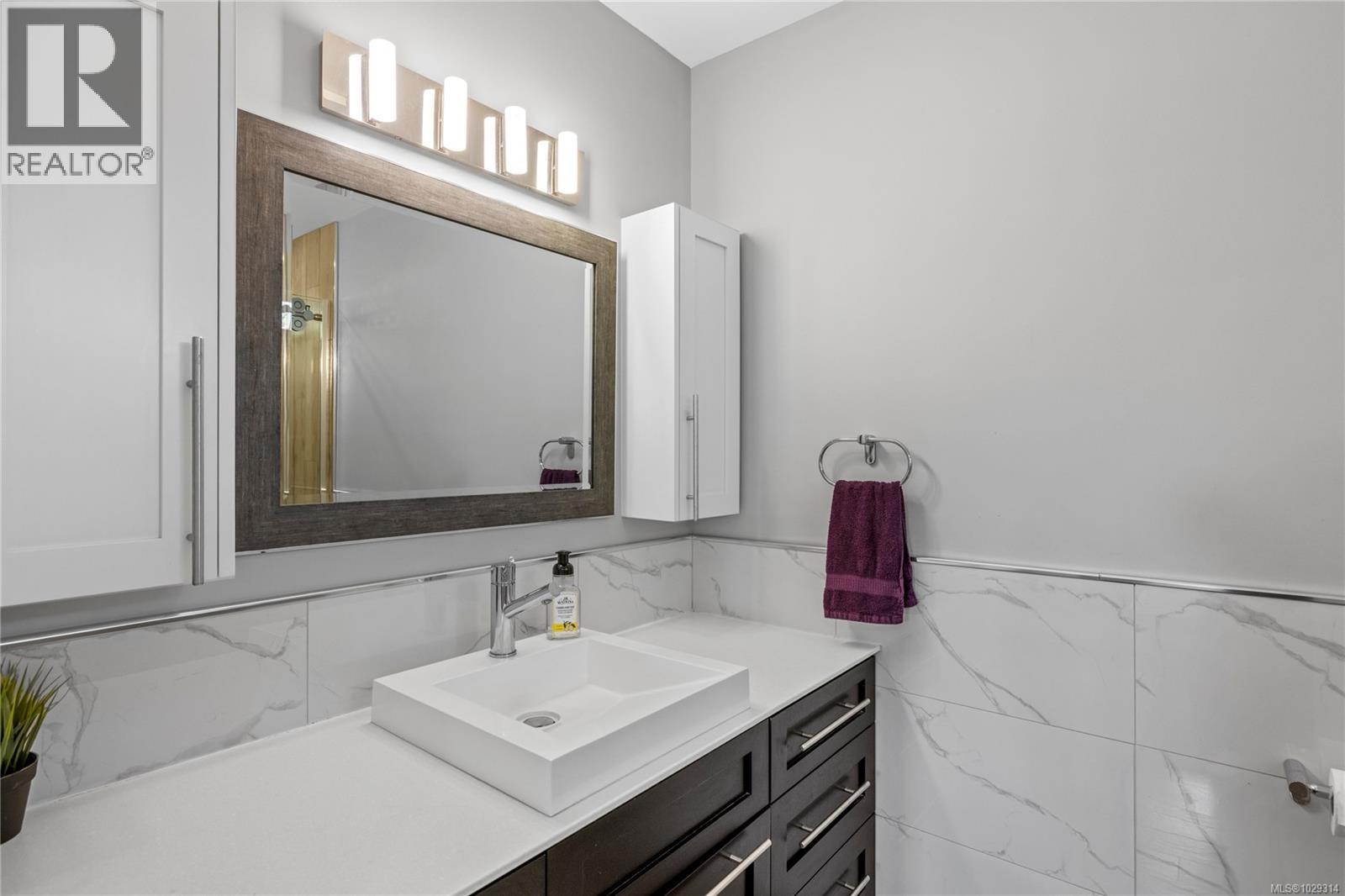 791 FORSYTH AVE - 22