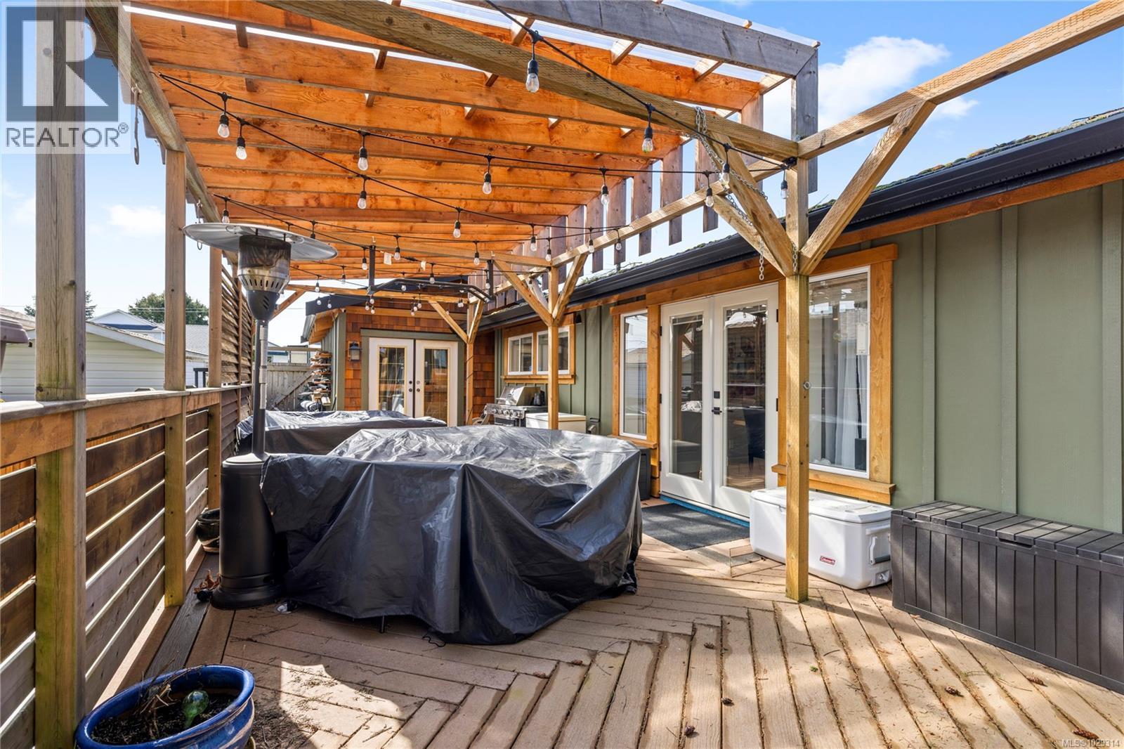 791 FORSYTH AVE - 33