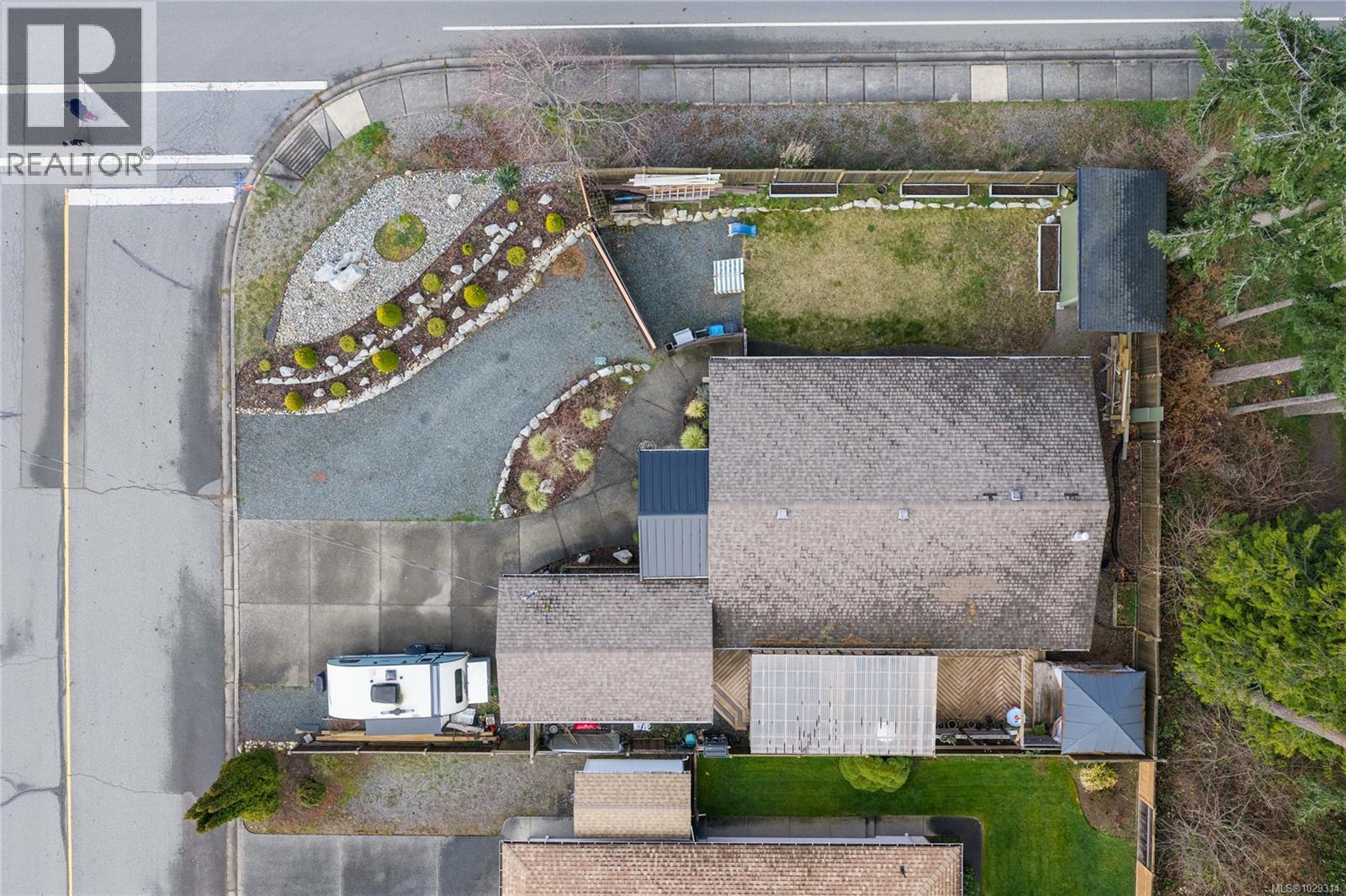 791 FORSYTH AVE - 37