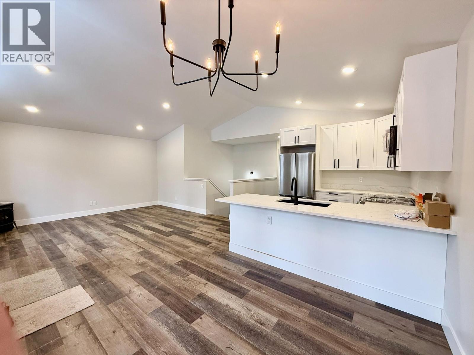 9 1938 Foxwood Trail, Windermere